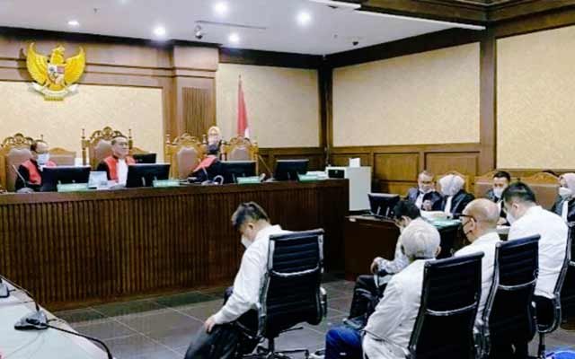 Togar Sitanggang Attorneys : The Indictment of Public Prosecutor - Null and Void